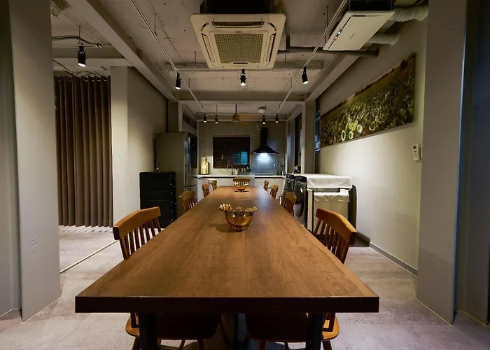 L9 Tailored Service Near Hongik Univ Station * Seoul