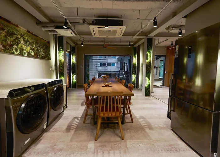 L9 Tailored Service Near Hongik Univ Station * Seoul